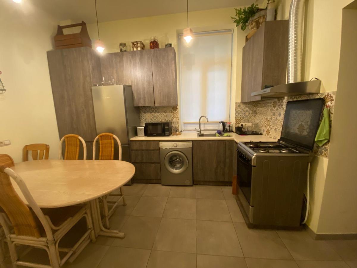 Nice Loft On Uznadze Street Тбилиси Екстериор снимка