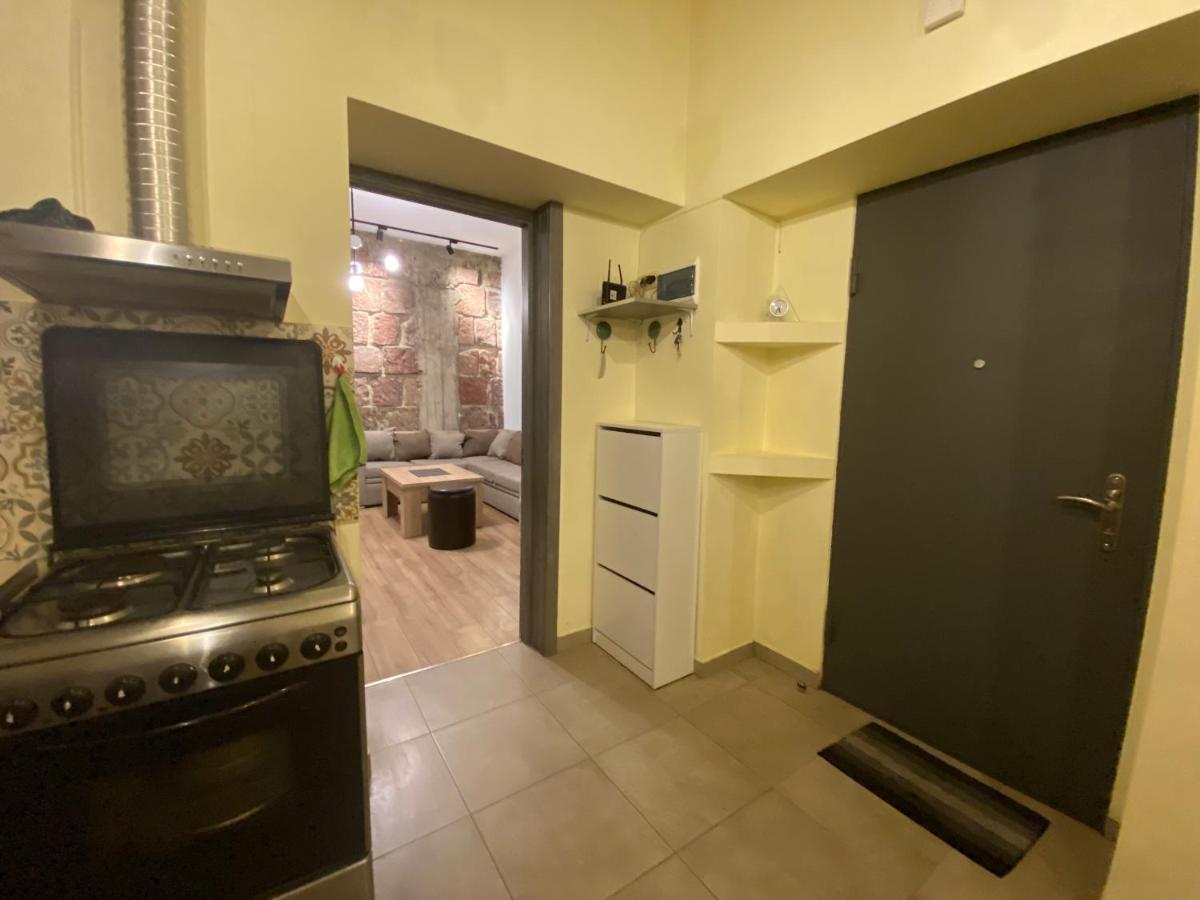 Nice Loft On Uznadze Street Тбилиси Екстериор снимка