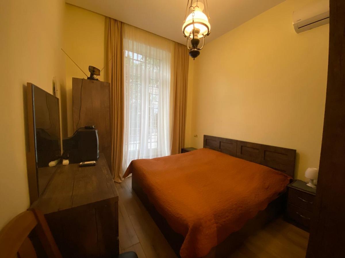 Nice Loft On Uznadze Street Тбилиси Екстериор снимка