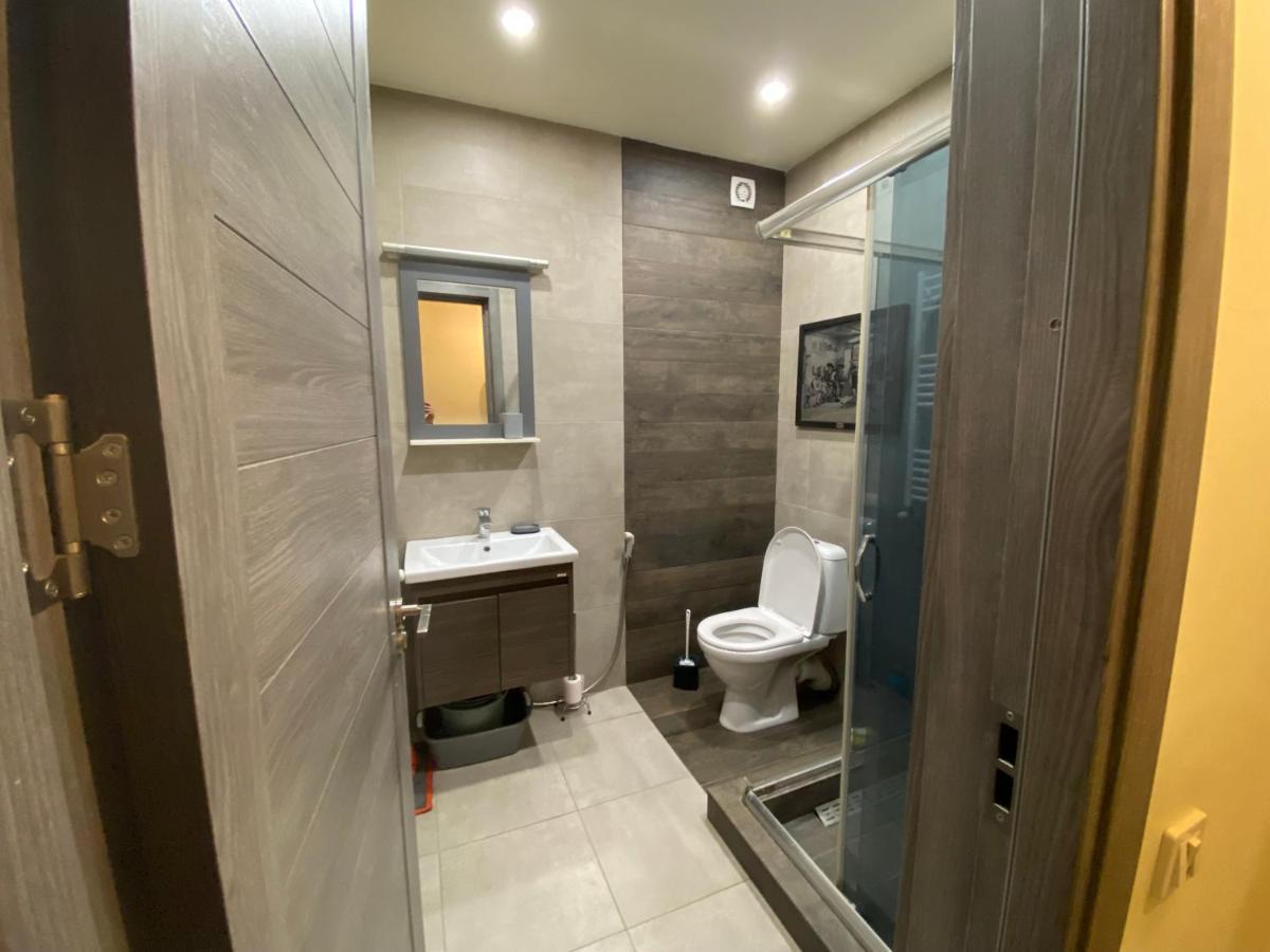 Nice Loft On Uznadze Street Тбилиси Екстериор снимка